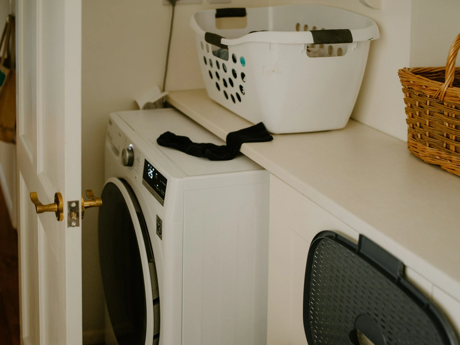5 applis pour laver ton linge moins cher